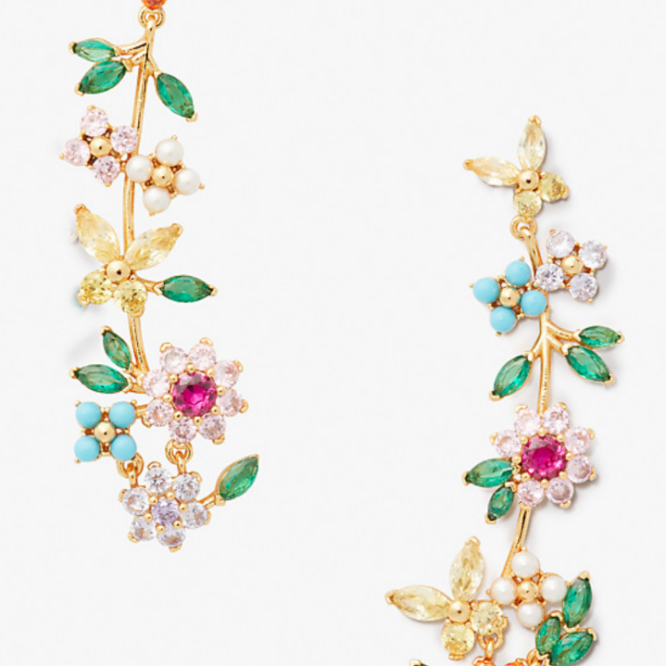 Spring’s most popular niche earrings